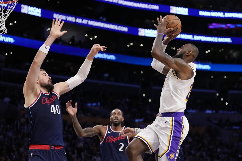 不仅是她个 不仅是她个