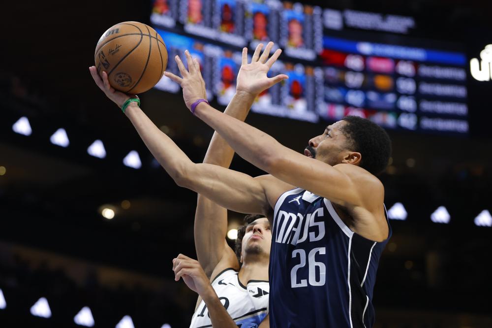 对阵爵士中 对阵爵士中